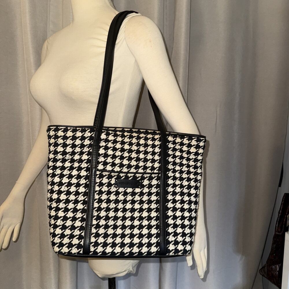 Vera Bradley Black/White Houndstooth Tote Zip, Lined Inner & Outer Pockets